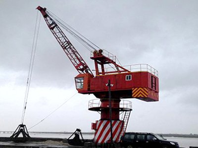 关于门座式起重机的价格核心影响